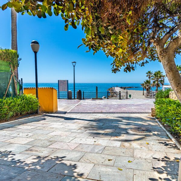 Piso alquiler Marbella centro Puerta del Mar